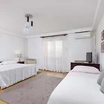 Apartament Lili *
