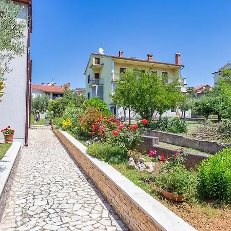 Апартаменты Lili